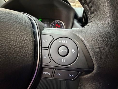 Used 2022 Toyota RAV4 XLE w/ Convenience Package AWD/4WD image 23