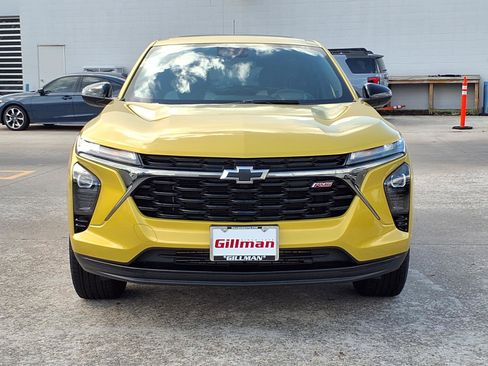 Used 2025 Chevrolet Trax RS w/ Sunroof Package image 21