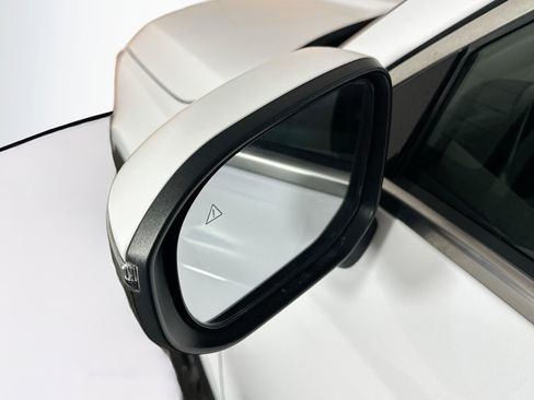 Used 2025 Kia Telluride S image 16