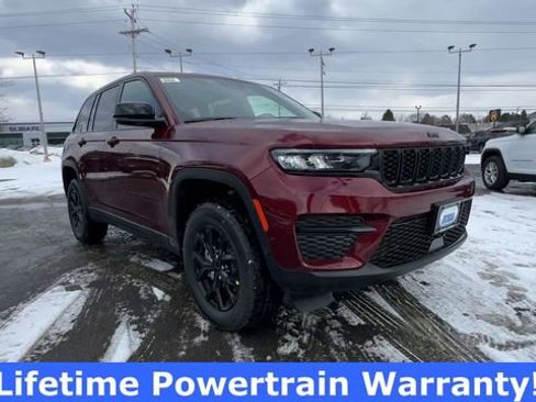 New 2025 Jeep Grand Cherokee Laredo image 2