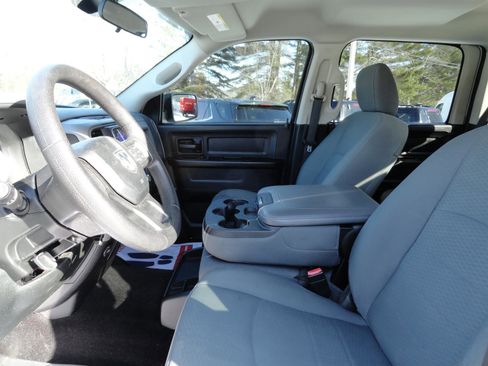 Used 2015 RAM 1500 Express image 12