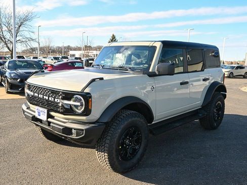 New 2026 Ford Bronco Outer Banks w/ Sasquatch Package image 9