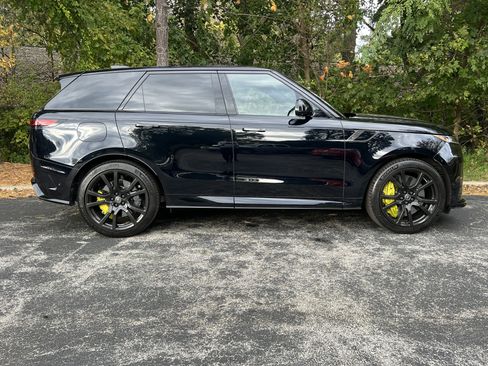 Used 2025 Land Rover Range Rover Sport SV Edition Two image 6