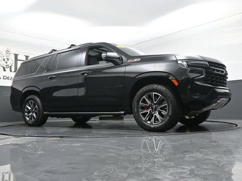 Used 2024 Chevrolet Suburban Z71 w/ Off-Road Capability Package AWD/4WD image 2