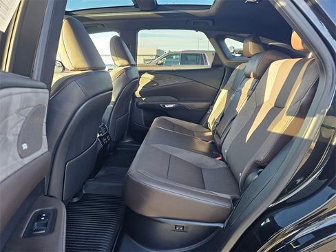 Used 2026 Lexus RX 450h Luxury w/ Convenience Package image 26