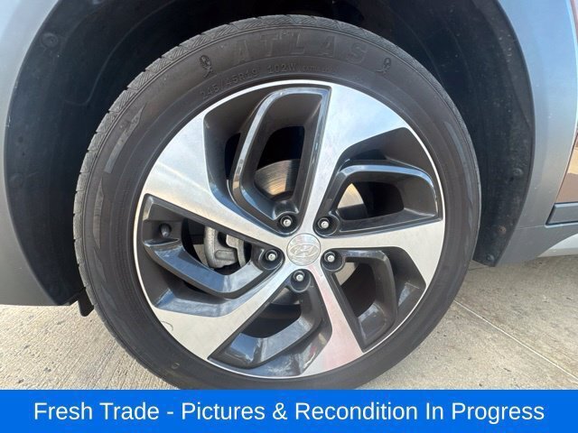 Used 2017 Hyundai Tucson Sport w/ Cargo Package AWD/4WD image 10