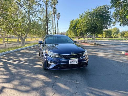 Used 2019 Kia Optima LX FWD image 1