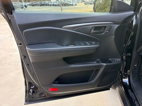 Certified 2023 Honda Passport EX-L image 13