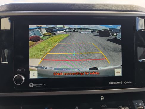 Used 2023 Toyota Tundra SR5 w/ SR5 Convenience Package AWD/4WD image 29