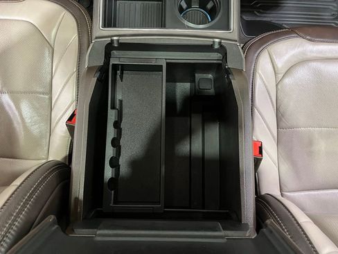 Used 2019 Ford F350 Limited image 22