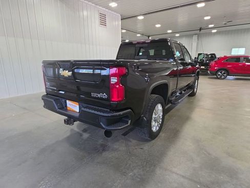 Used 2023 Chevrolet Silverado 3500 High Country w/ Z71 Off-Road Package AWD/4WD image 8