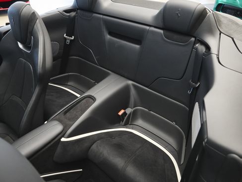 Used 2024 Ferrari Roma Spider RWD image 22