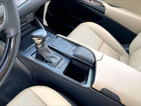 Used 2019 Lexus ES 350 w/ Premium Package image 14