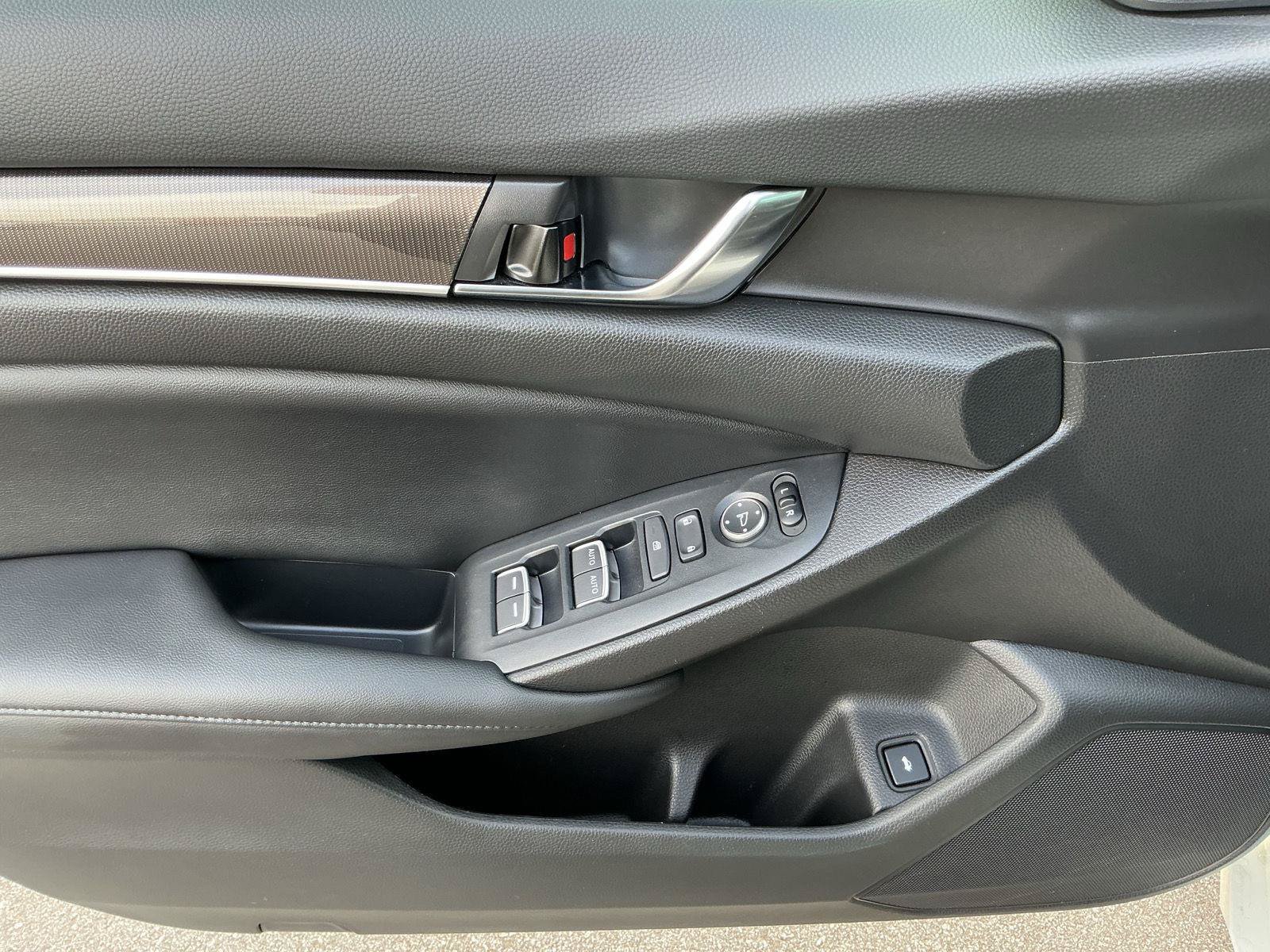 Used 2022 Honda Accord Sport Special Edition image 15
