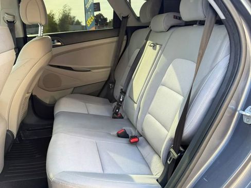 Used 2018 Hyundai Tucson SEL AWD/4WD image 12