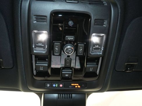 Used 2026 GMC Yukon XL AT4 Ultimate AWD/4WD image 21