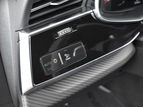 New 2026 Audi RS Q8 performance AWD/4WD image 8