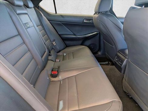 Used 2024 Lexus IS 500 RWD image 21