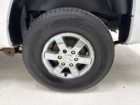 Used 2010 GMC Canyon SLE image 7