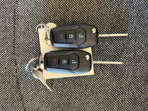 Used 2025 Ford F550 4x4 Crew Cab image 24