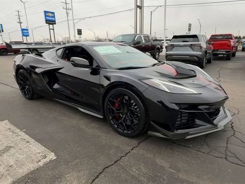 New 2026 Chevrolet Corvette ZR1 w/ ZR1 Carbon Fiber Aero Package image 2