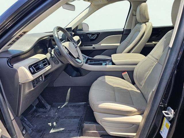 Used 2022 Lincoln Aviator Grand Touring w/ Elements Package Plus AWD/4WD image 18