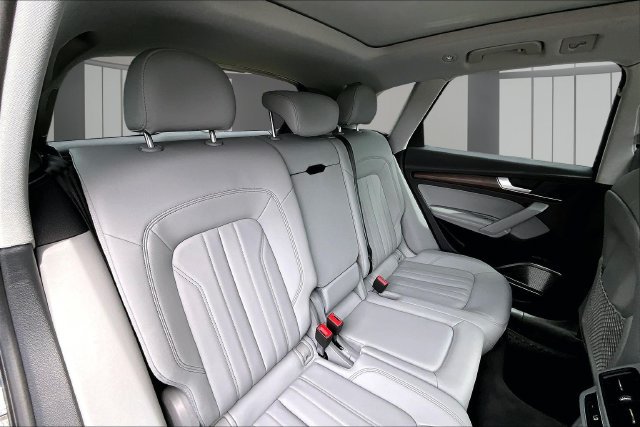 Certified 2022 Audi Q5 2.0T Premium Plus AWD/4WD image 24
