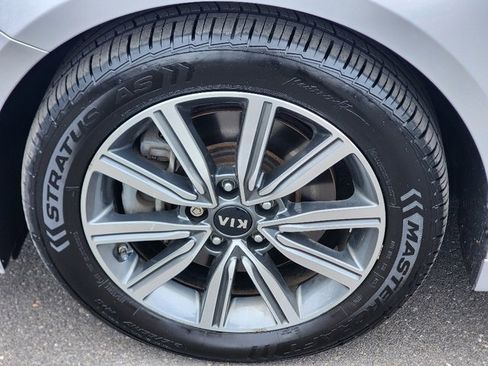 Used 2020 Kia Optima EX image 18