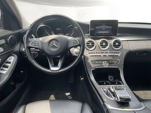 Used 2016 Mercedes-Benz C 300 4MATIC Sedan image 11