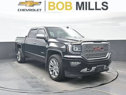 Used 2017 GMC Sierra 1500 Denali w/ Denali Ultimate Package