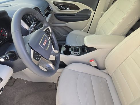 Used 2024 GMC Terrain Denali w/ Denali Premium Package image 16