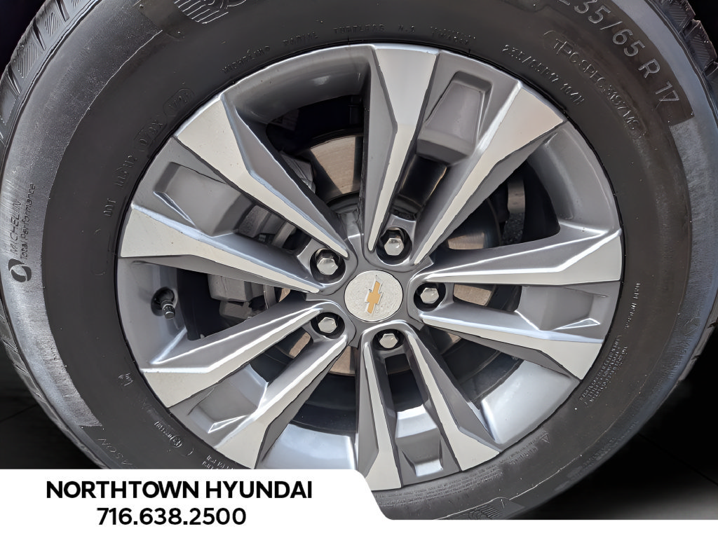 Used 2025 Chevrolet Equinox LT w/ Safety and Technology Package AWD/4WD image 39