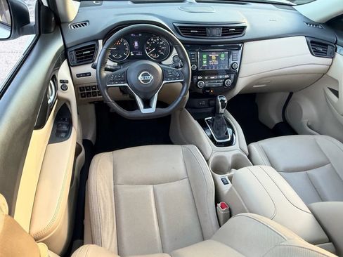 Used 2018 Nissan Rogue SL w/ Premium Package AWD/4WD image 13