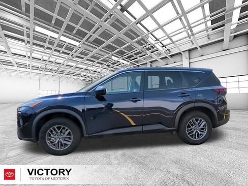 Used 2026 Nissan Rogue SV AWD/4WD image 6