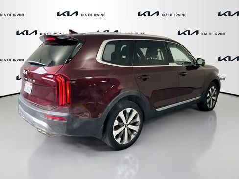 Certified 2022 Kia Telluride EX w/ EX Premium Package FWD image 8
