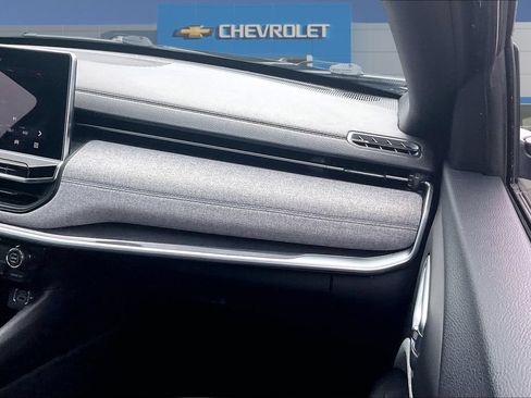 Used 2024 Jeep Compass Latitude AWD/4WD image 26