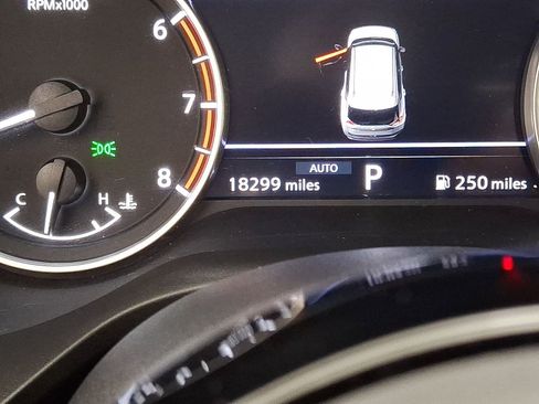 Used 2023 Nissan Rogue SV AWD/4WD image 5