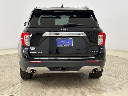 Certified 2022 Ford Explorer Limited w/ Equipment Group 301A AWD/4WD image 10