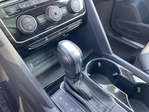 Used 2022 Volkswagen Atlas SE w/ Panoramic Sunroof Package AWD/4WD image 30