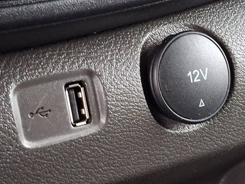 Used 2023 Ford Transit 350 XLT image 25