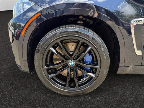 Used 2017 BMW X6 M image 17
