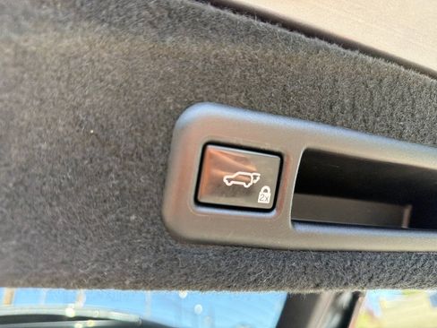 Used 2017 Lexus RX 450h AWD w/ Cold Weather Package image 11