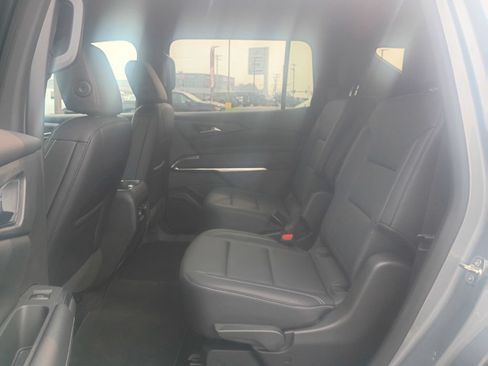 Used 2026 Chevrolet Traverse LT AWD/4WD image 26