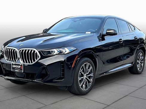Used 2025 BMW X6 xDrive40i w/ Climate Comfort Package AWD/4WD image 2
