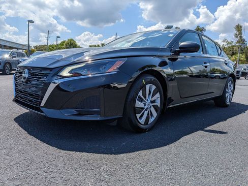 New 2025 Nissan Altima 2.5 S image 7