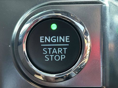 Used 2023 Ford F150 Lariat w/ Equipment Group 502A High AWD/4WD image 29