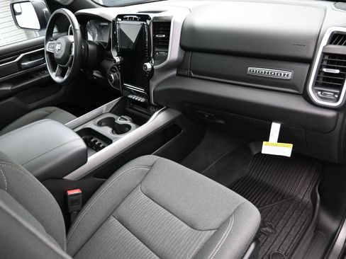 Used 2023 RAM 1500 Big Horn AWD/4WD image 40