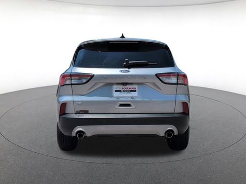 Used 2022 Ford Escape SE w/ Cold Weather Package FWD image 5
