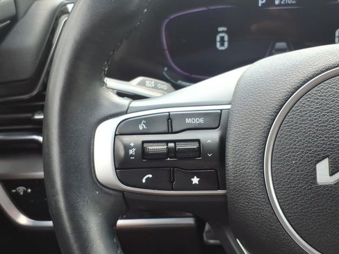 Used 2023 Kia Sportage EX AWD/4WD image 14