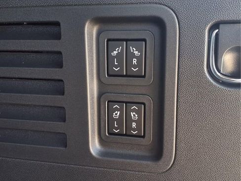 New 2026 Buick Enclave Preferred w/ Power Package FWD image 22